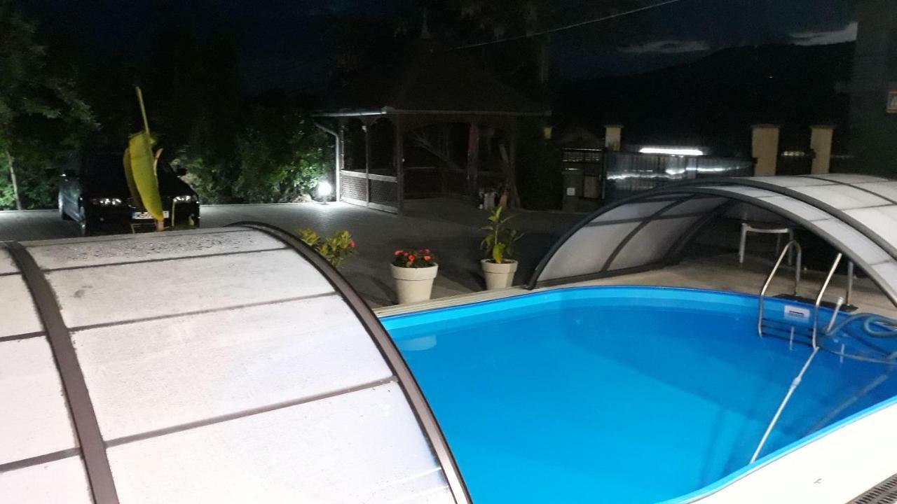 Hotel Vila Eszter Sovata Exterior foto